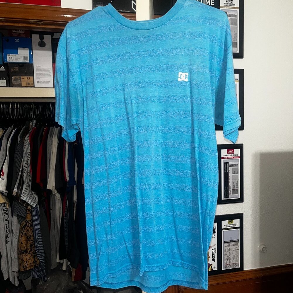 DC Shoes Striped T-Shirt (Medium)